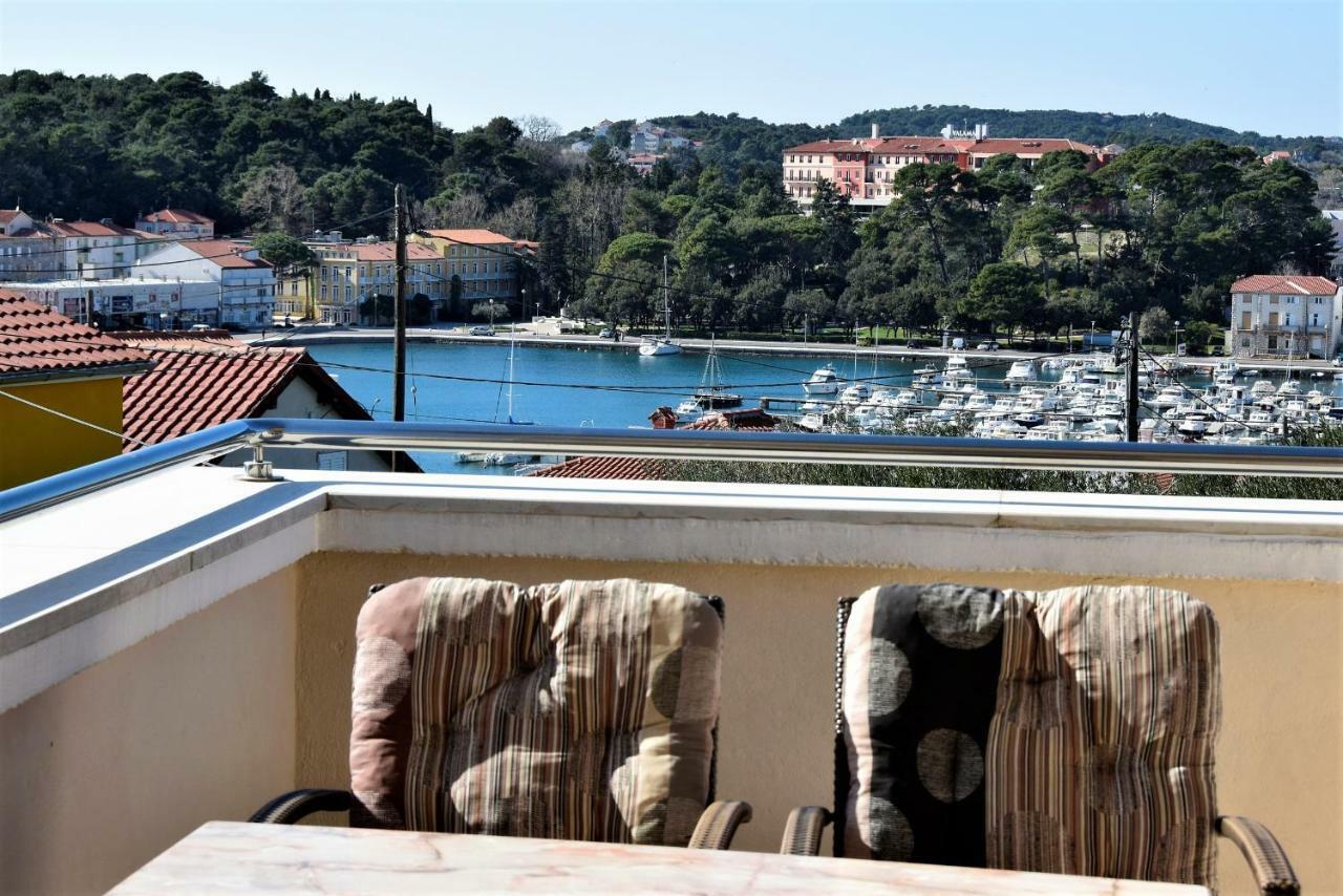 Miramar Apartments Banjol Exteriör bild